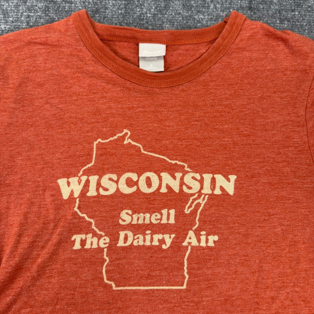 Utility Wisconsin Smell The Dairy Air Graphic T-Shirt Orange Size S